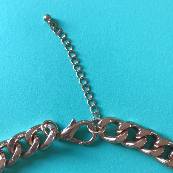 Gold and vintage green necklace - Picture 4 of 4